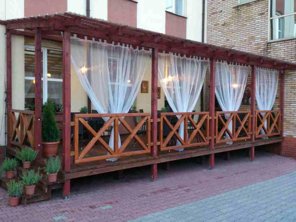 Hotel Piemont Pabianice Dış mekan fotoğraf