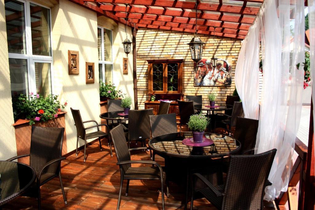 Hotel Piemont Pabianice Dış mekan fotoğraf