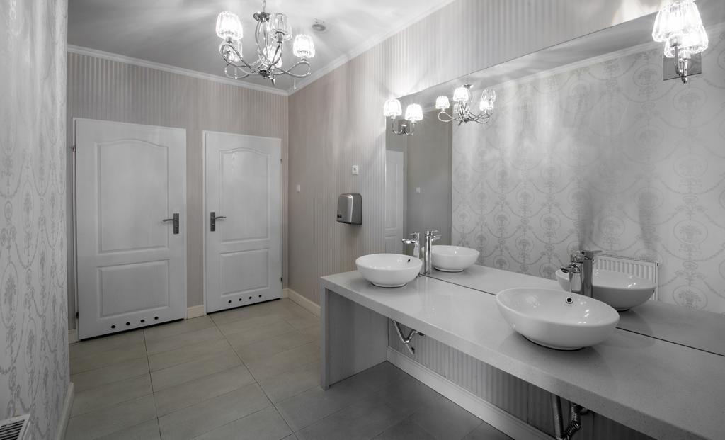 Hotel Piemont Pabianice Dış mekan fotoğraf