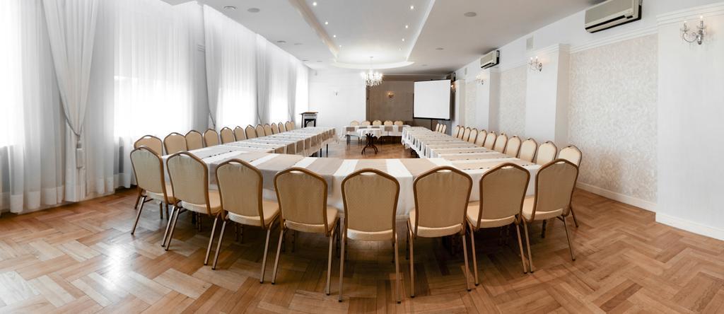 Hotel Piemont Pabianice Dış mekan fotoğraf