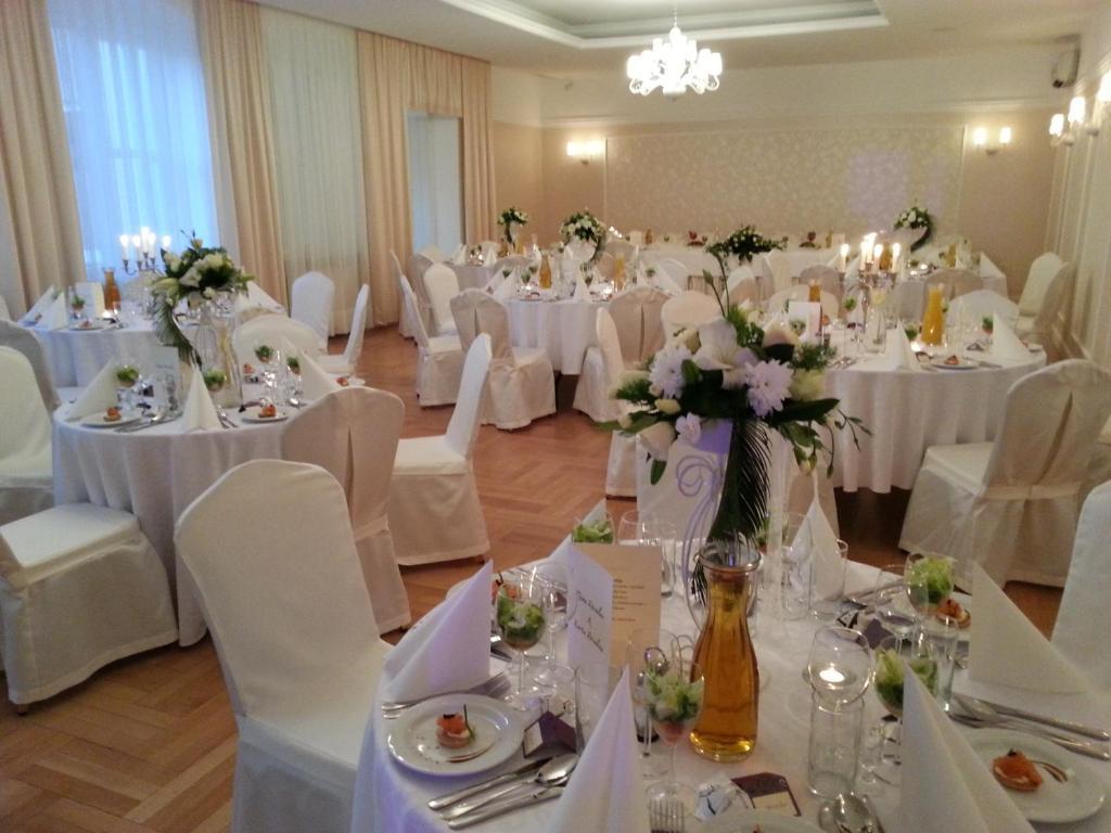 Hotel Piemont Pabianice Dış mekan fotoğraf